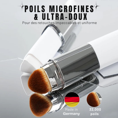 Fond de teint intelligent avec pinceau intégré